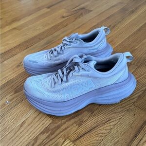 MAKE OFFERS RARE HOKA lilac bondi 8 running shoe